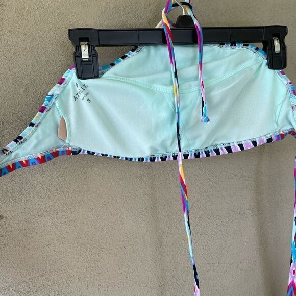 Athleta Swim Top Size Small - Picture 5 of 5